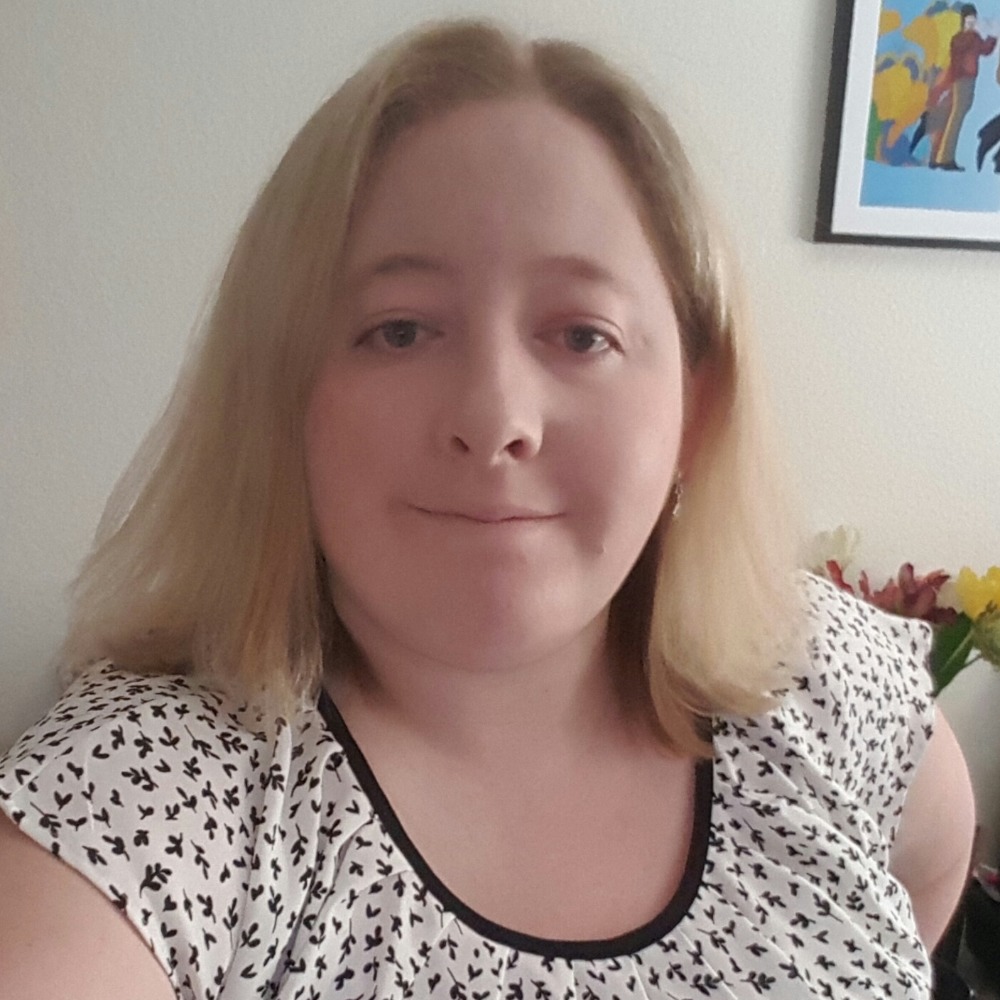 Meet your Posher, Lauren